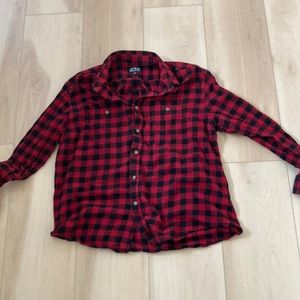 Pacific outfitters red and black flannel